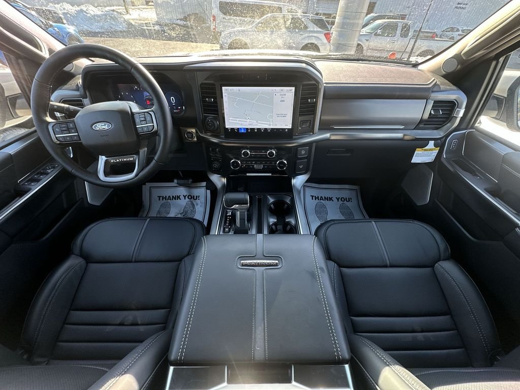 New 2026 Star White Metallic Tri-Coat Ford Platinum® image 21