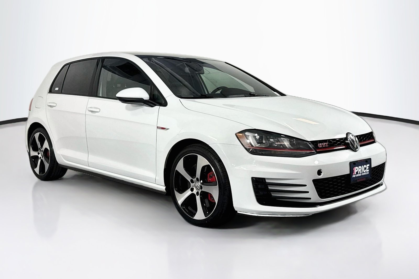 Used 2017 Pure White Volkswagen S image 3