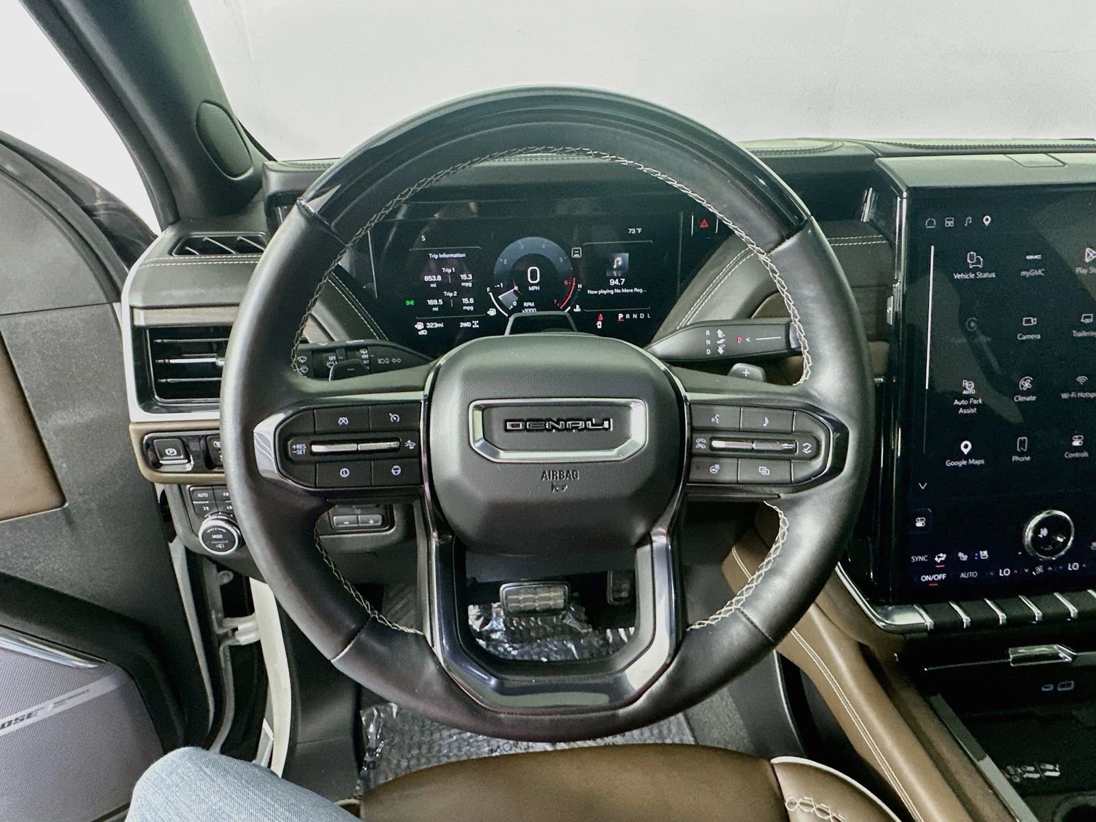 Used 2025 White GMC Denali Ultimate image 12