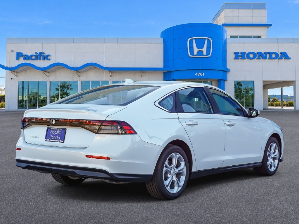 2026 Honda Accord LX - Photo 5