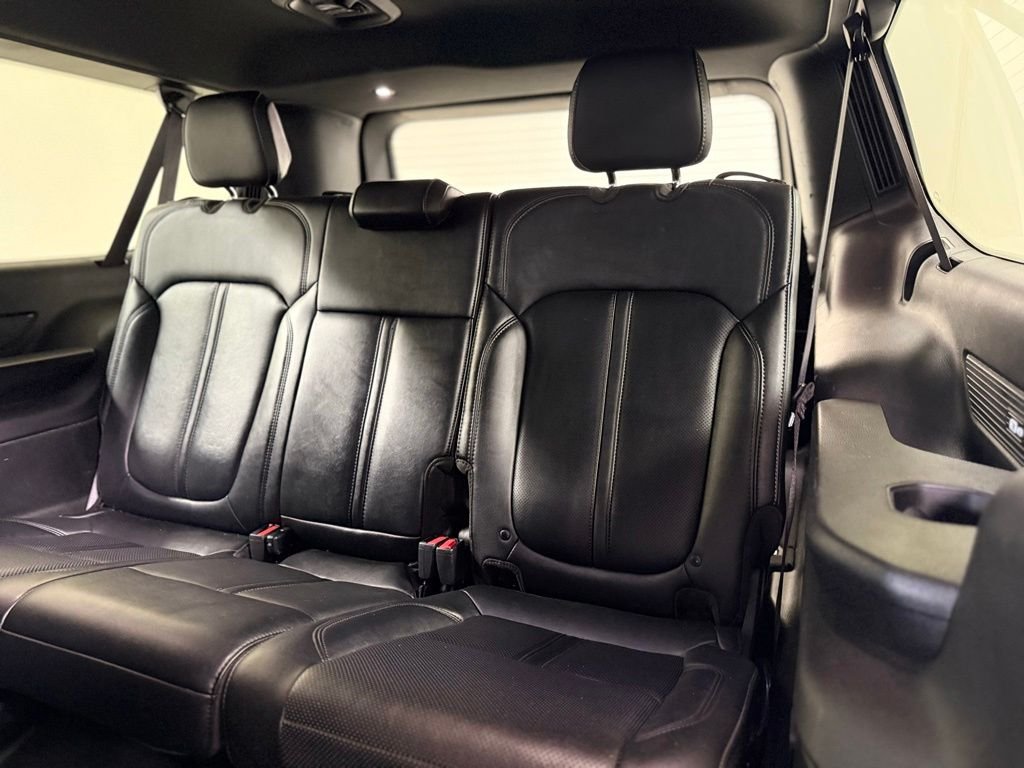Used 2024 White Jeep Series II image 19