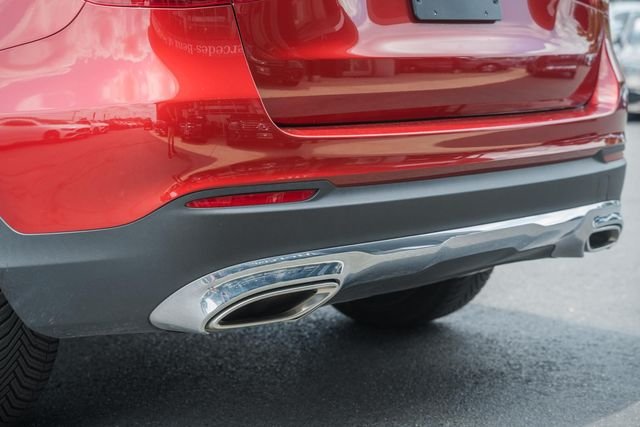 Used 2019 designo Cardinal Red Metallic Mercedes-Benz GLC 300 image 8