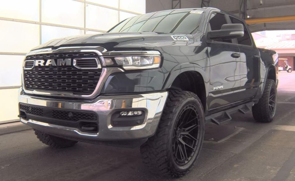 2025 RAM 1500 Big Horn/Lone Star 4x4 Crew Cab 5'7's photo