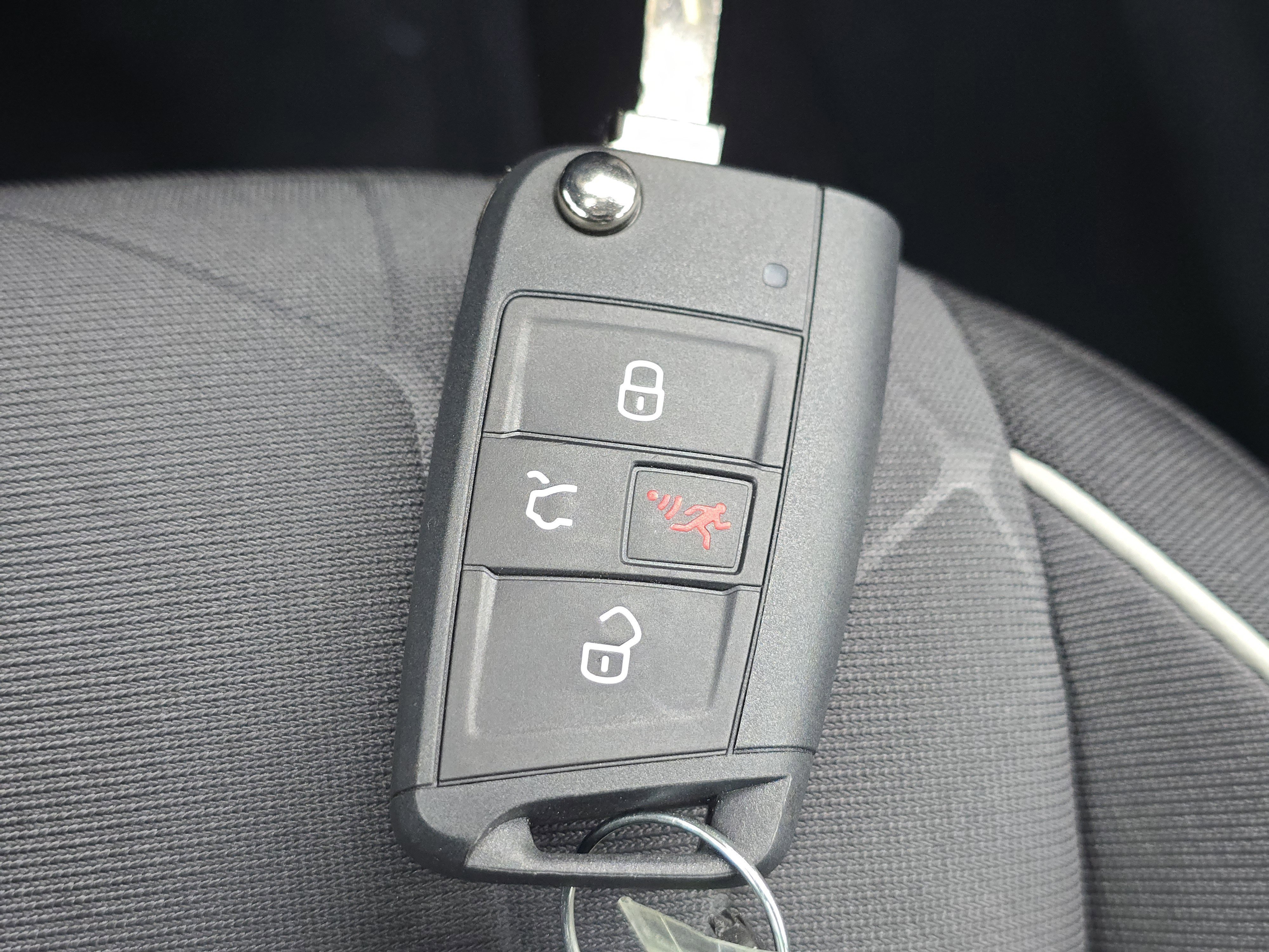 New 2026 Platinum Gray Metallic Volkswagen Sport image 27