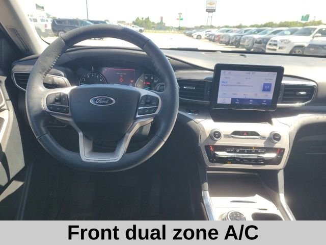 Used 2024 Silver Ford XLT image 4