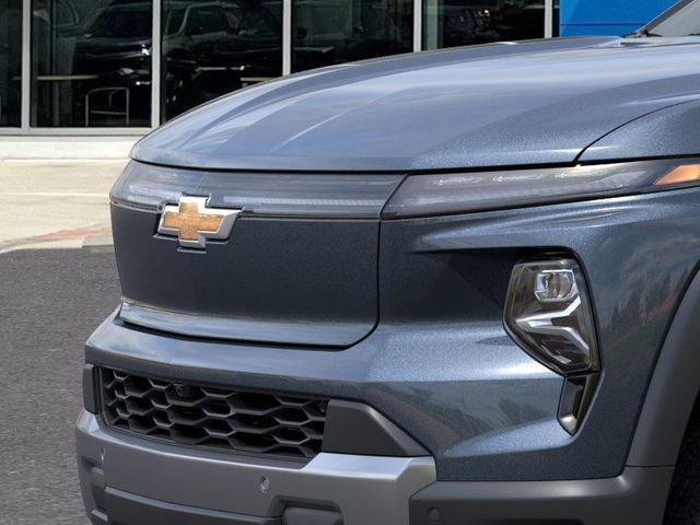 2026 Chevrolet Silverado EV LT - Photo 13