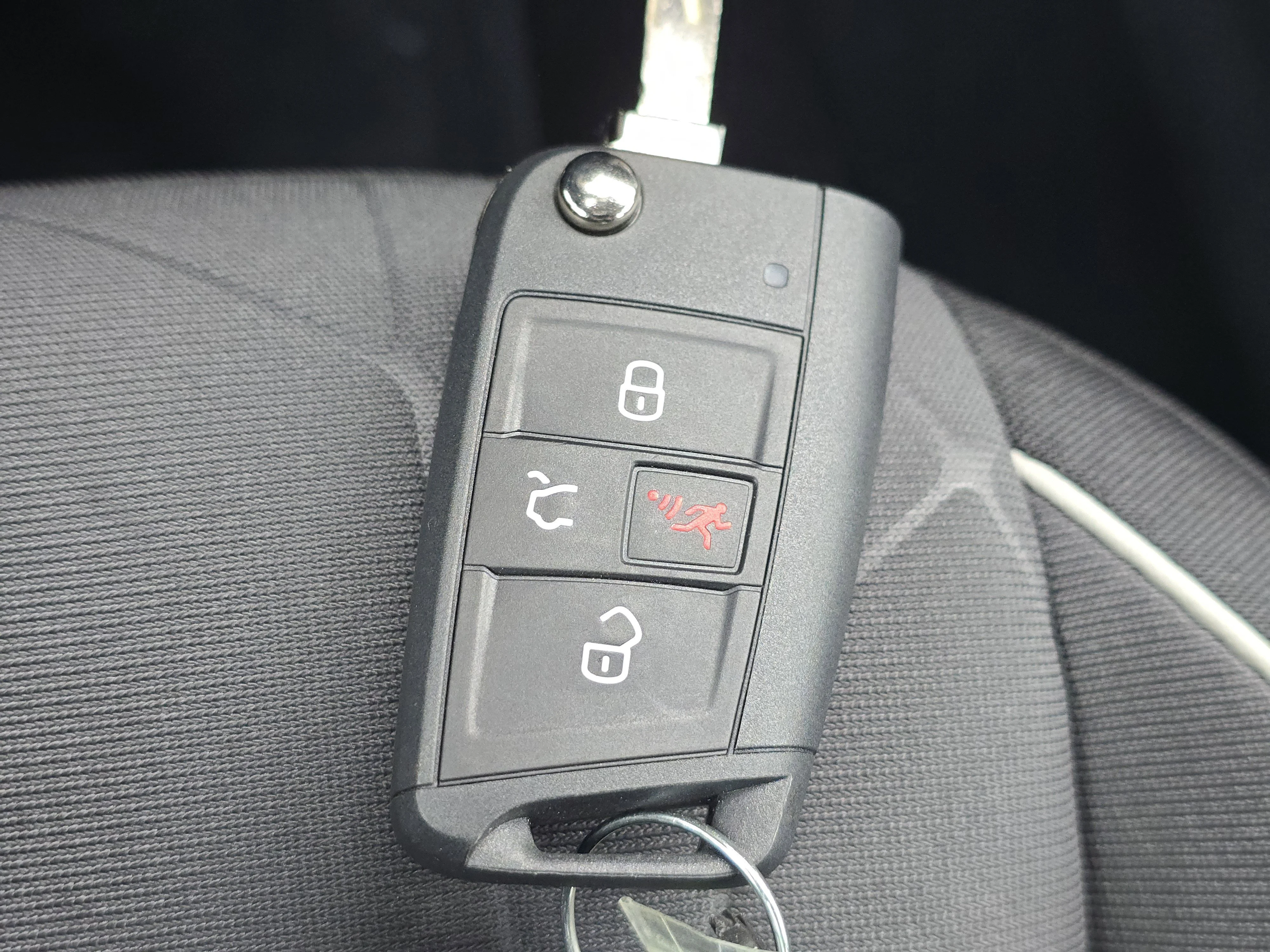 New 2026 Platinum Gray Metallic Volkswagen Sport image 27
