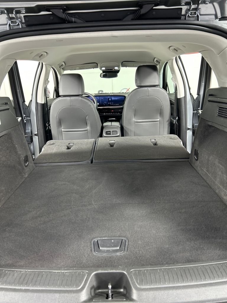 Used 2025 Gray Buick Preferred image 21