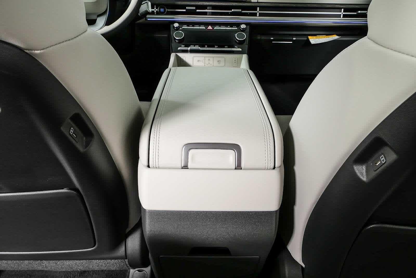 New 2026 Serenity White Hyundai Calligraphy FWD image 29