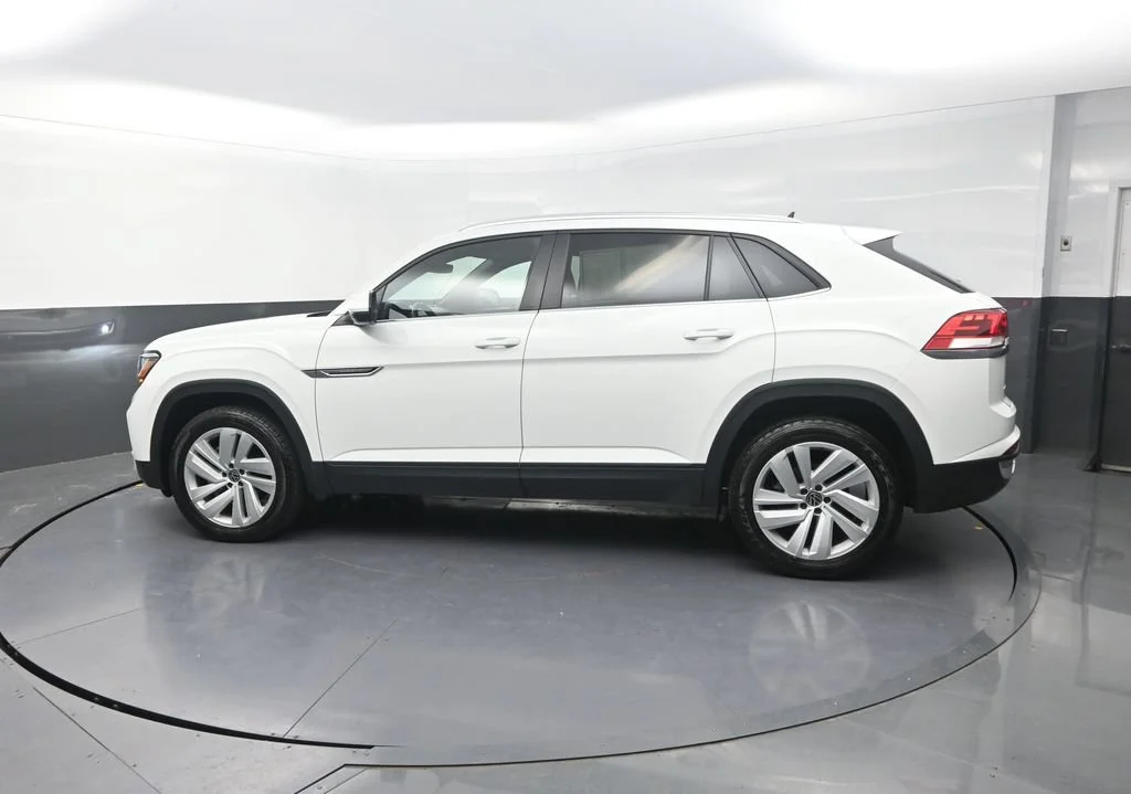 Used 2023 White Volkswagen 3.6L V6 SE w/Technology image 6