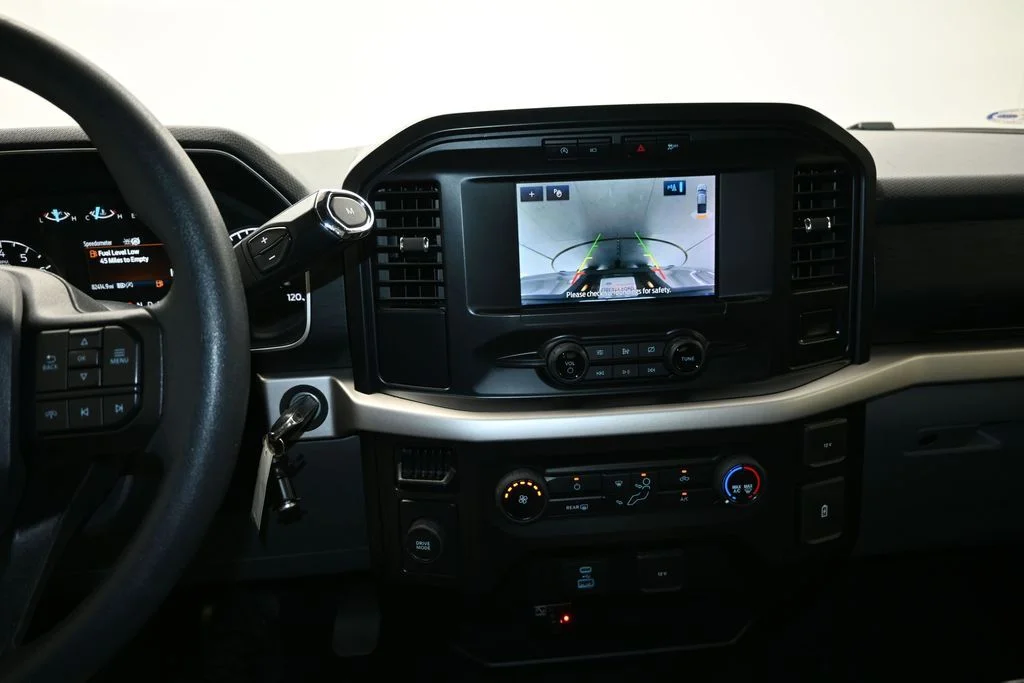 Used 2021 Blue Ford XL image 16