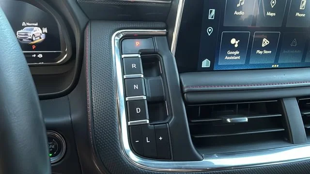 Used 2024 Summit White Chevrolet RST image 30
