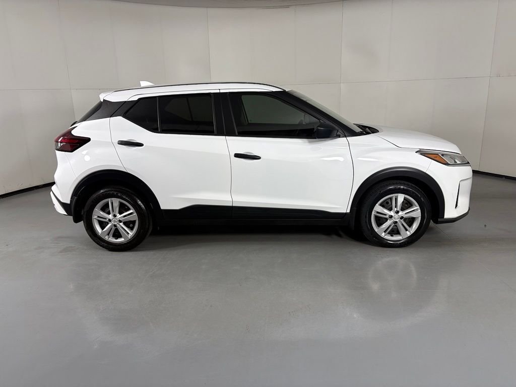 Used 2024 White Nissan S image 9