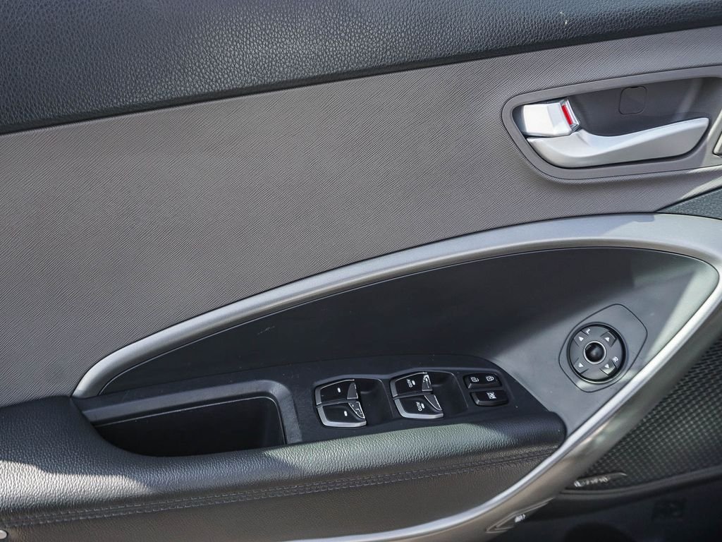 Used 2018 Silver Hyundai Limited Ultimate image 18