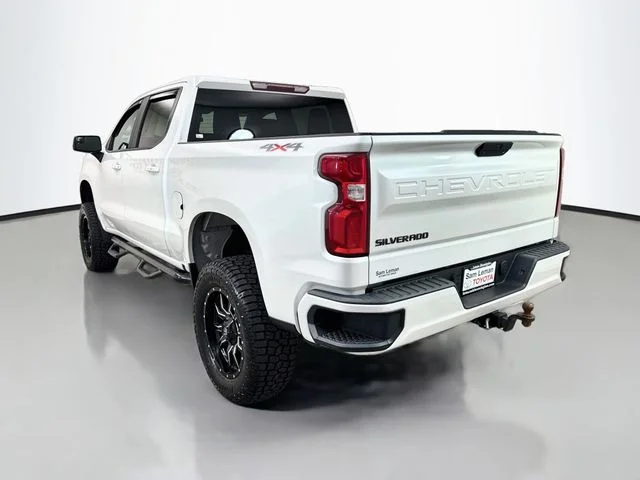 Used 2019 Beige Chevrolet RST image 5