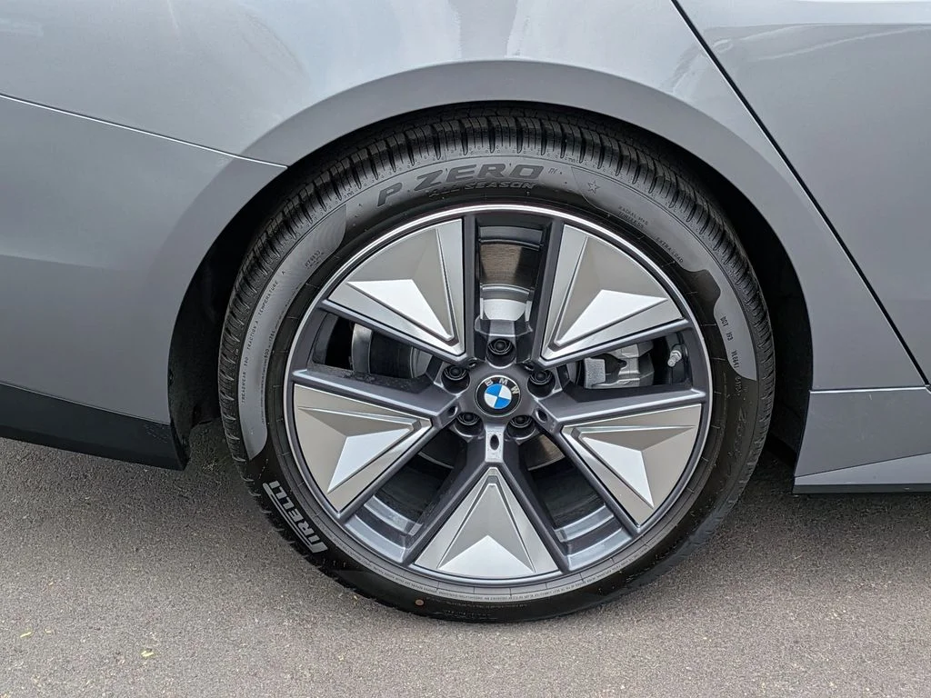 New 2026 Gray BMW eDrive40 image 25