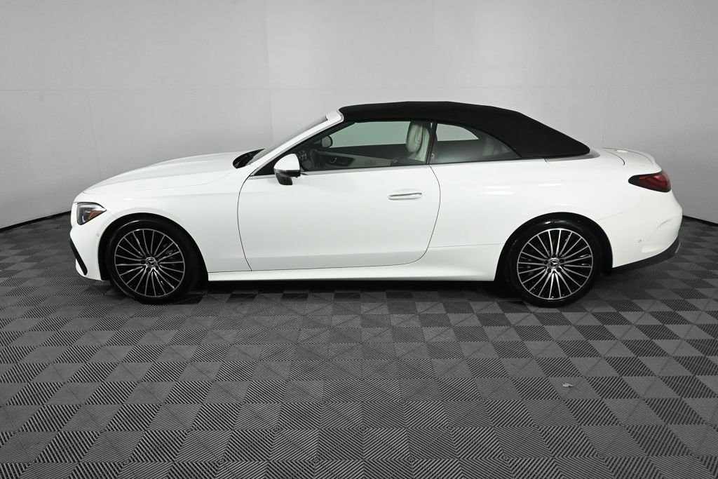 Certified Used 2024  Mercedes-Benz CLE 450 image 3