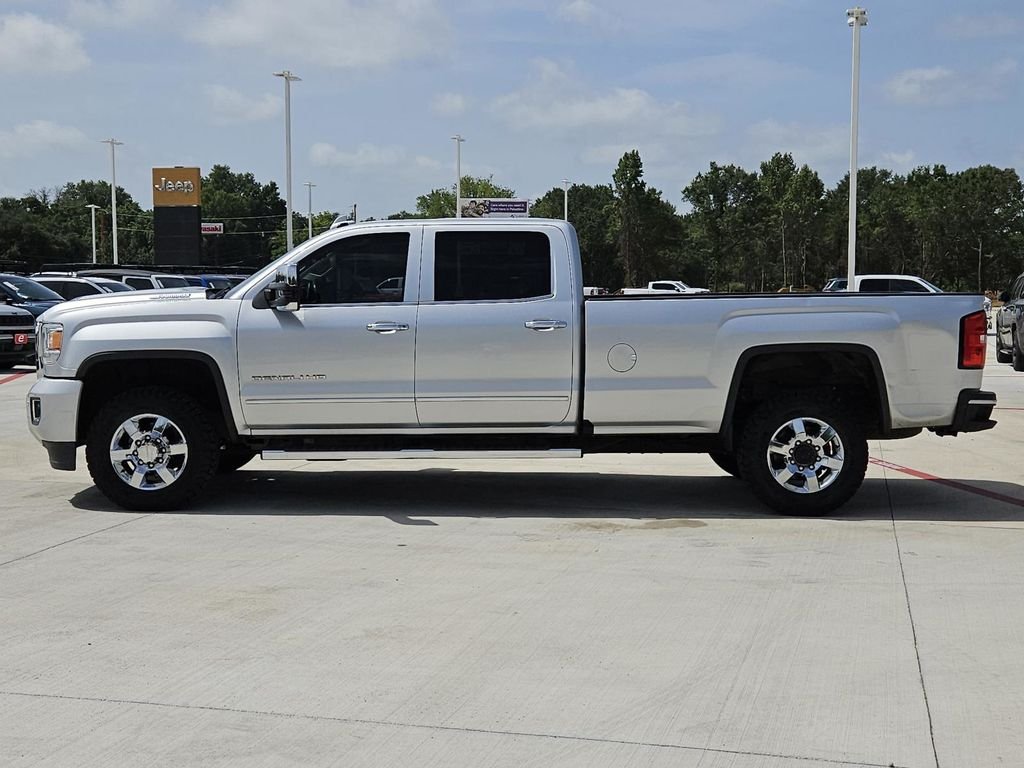 Used 2018 Silver GMC Denali image 4