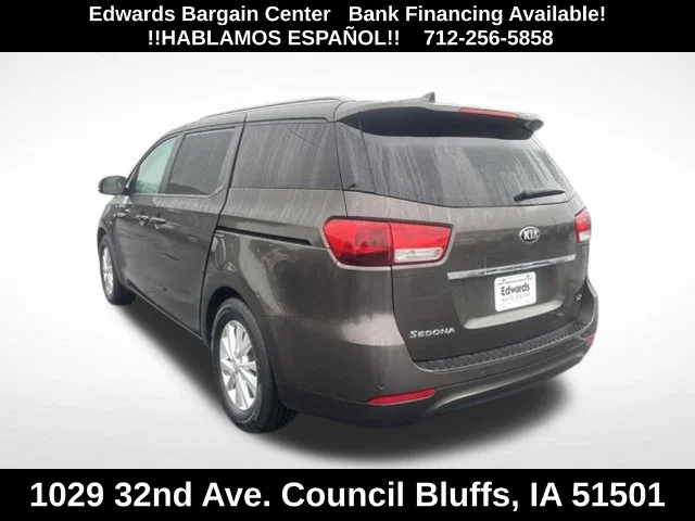 Used 2016 Silver Kia LX image 5