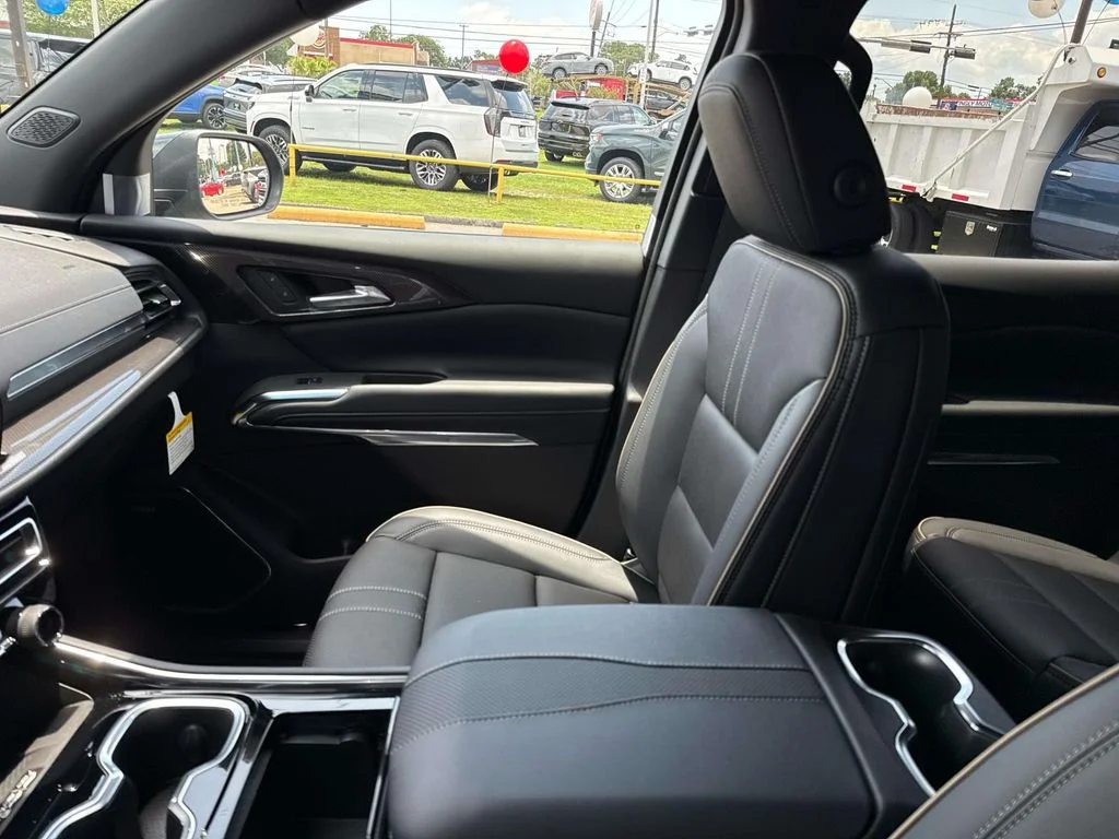 New 2026 Black Chevrolet High Country image 11
