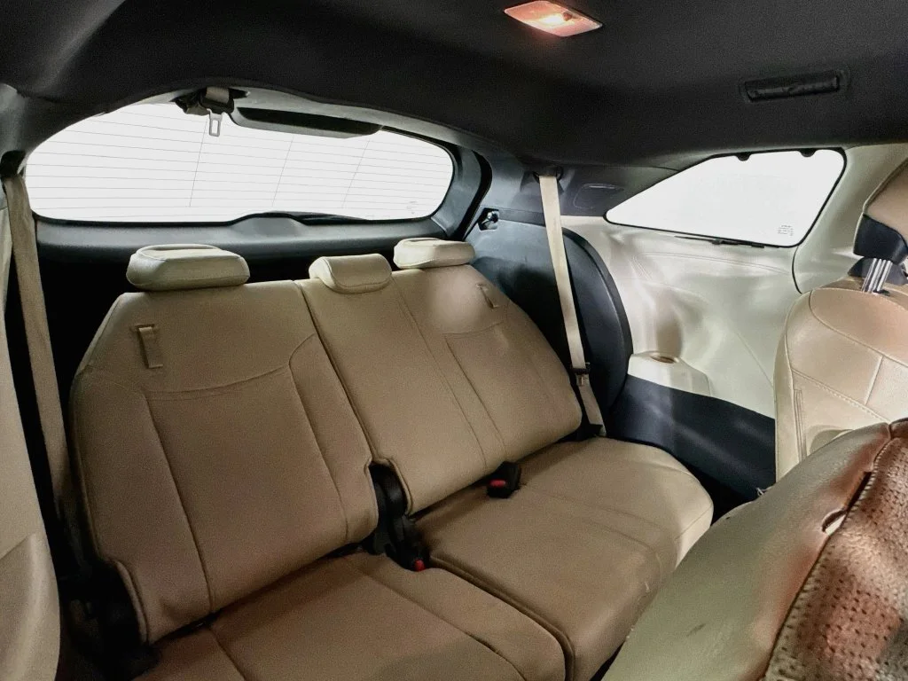 Used 2022 Wind Chill Pearl Toyota Limited image 36