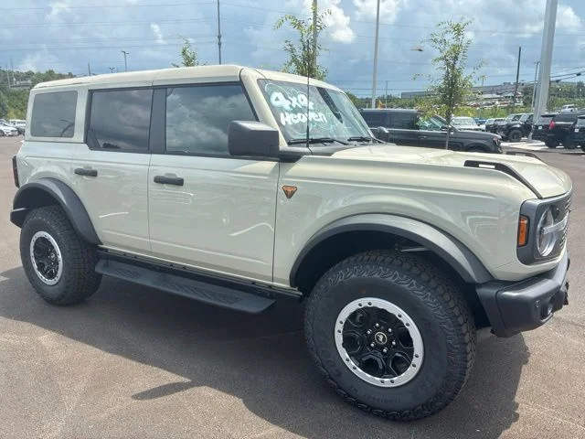 New 2026 Desert Sand Ford Badlands® image 11