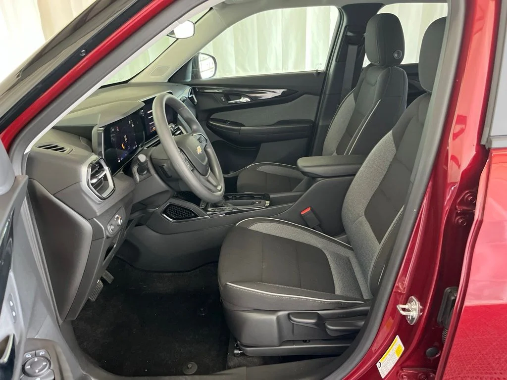 Used 2024 Red Chevrolet LS image 3