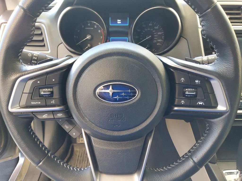 Used 2019 Green Subaru 2.5i Premium image 9