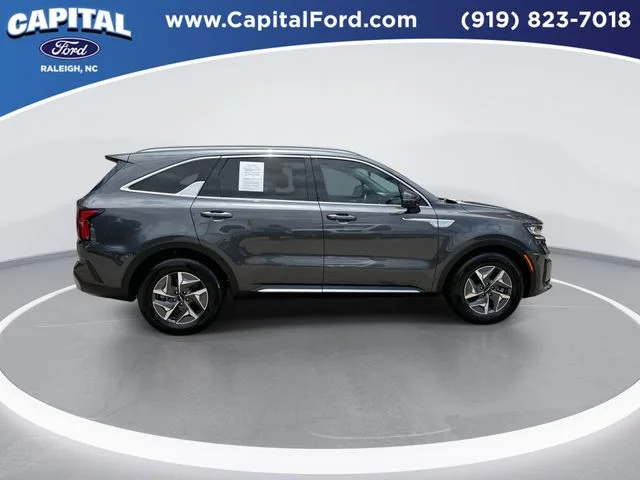 Used 2022 Gray Kia EX image 9
