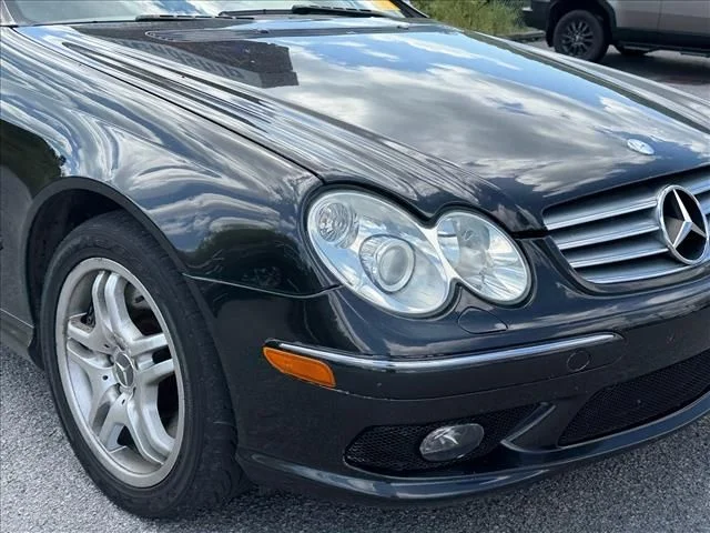 Used 2004 Black Mercedes-Benz CLK 500 image 8