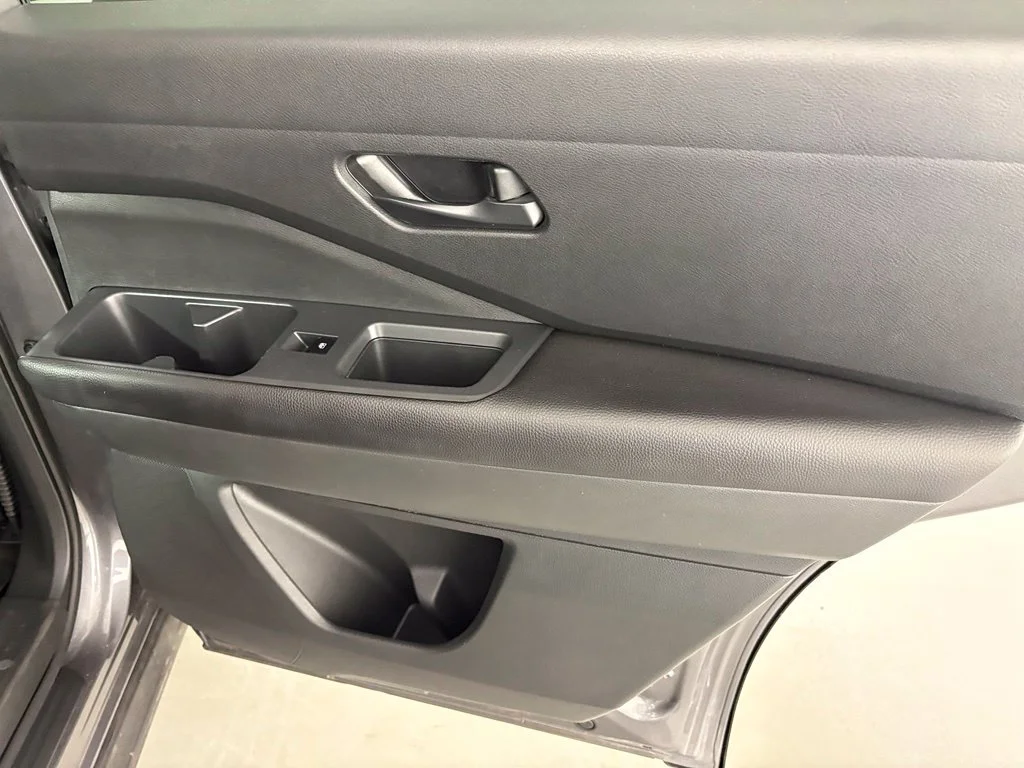 Used 2024 Gray Nissan Rock Creek image 41