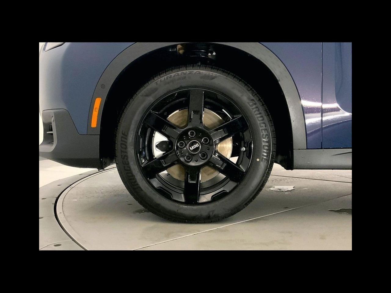 New 2027 Indigo Sunset Blue Metallic MINI SIGNATURE PLUS image 9