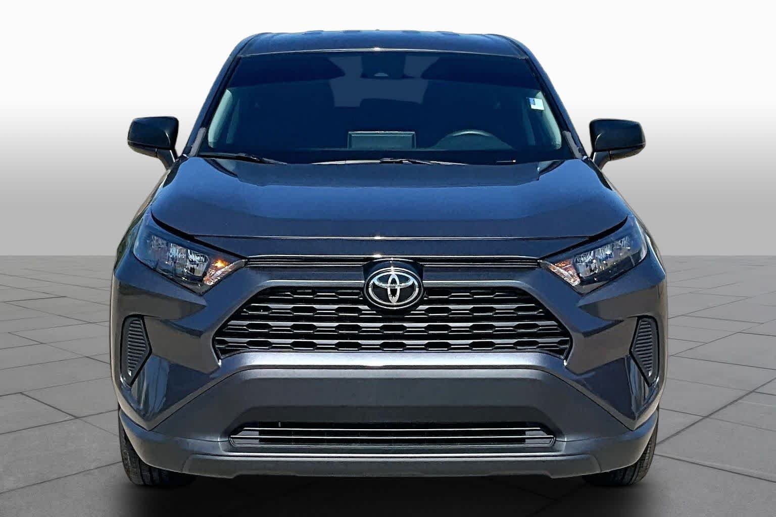 Used 2022 Magnetic Gray Metallic Toyota LE image 4