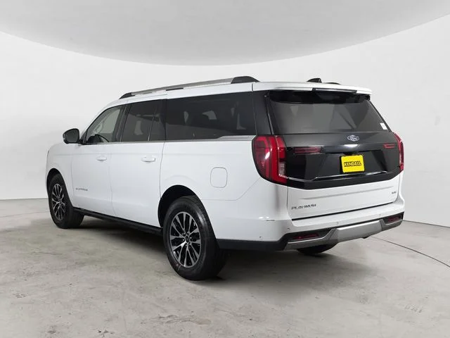 Used 2025 Oxford White Ford Platinum image 3