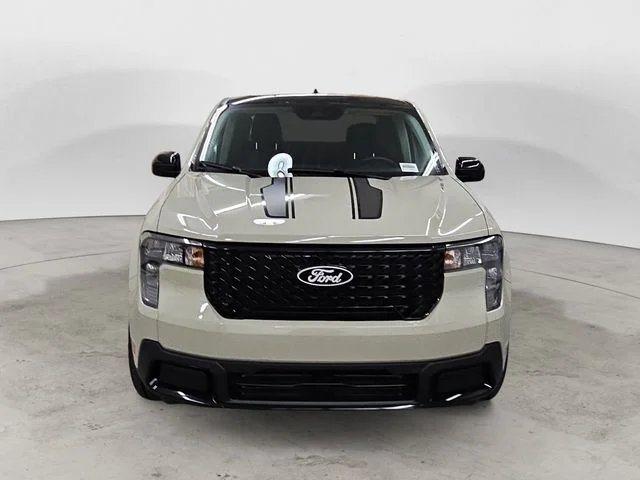 New 2025 Desert Sand Ford XLT image 8
