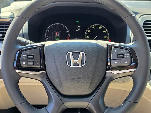 New 2027 Radiant Red Metallic II Honda EX-L image 9