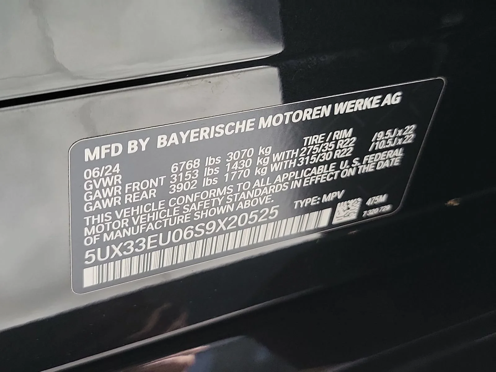 Used 2025 Black BMW M60i image 34