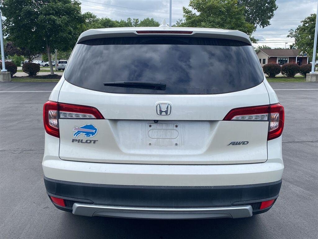 Used 2019 White Diamond Pearl Honda EX-L image 9