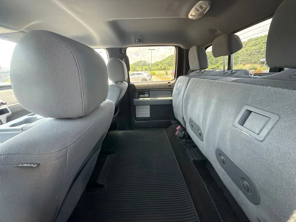 Used 2013 Ruby Red Metallic Ford XLT image 18