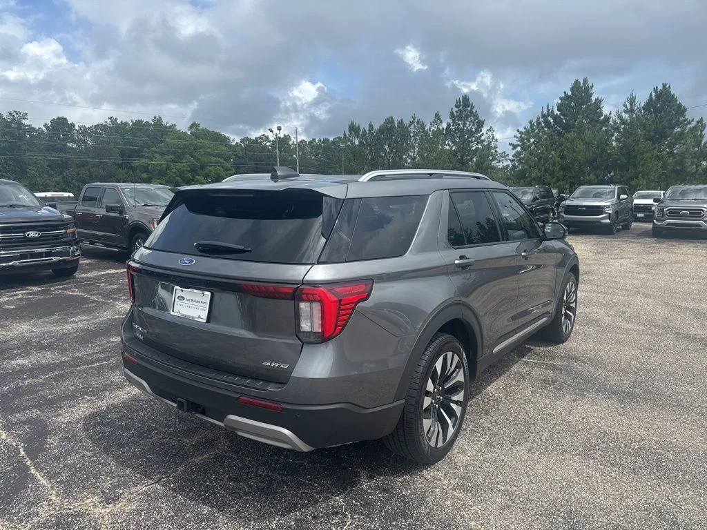 Used 2025 Gray Ford Platinum image 24