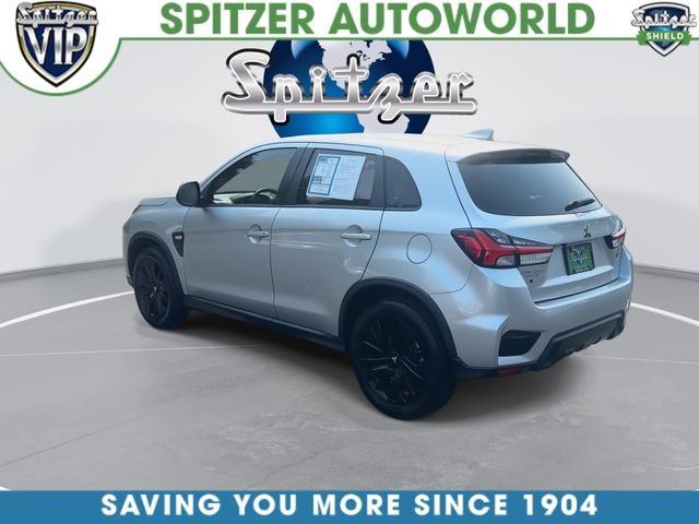 Used 2023  Mitsubishi 2.0 LE image 7