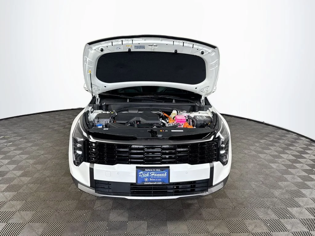 New 2026 Snow White Pearl Kia EX image 21