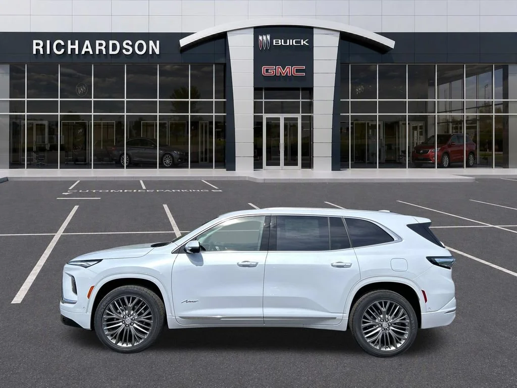 New 2027 Iridescent White Tricoat Buick Avenir image 4