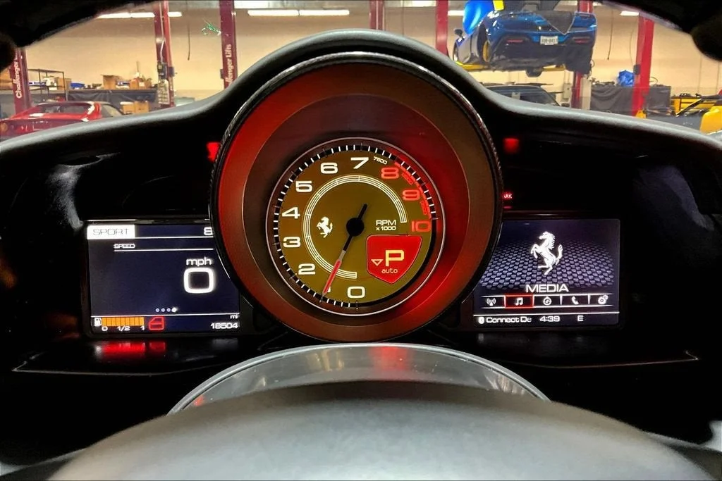 Used 2019 Bianco Avus Ferrari  image 13