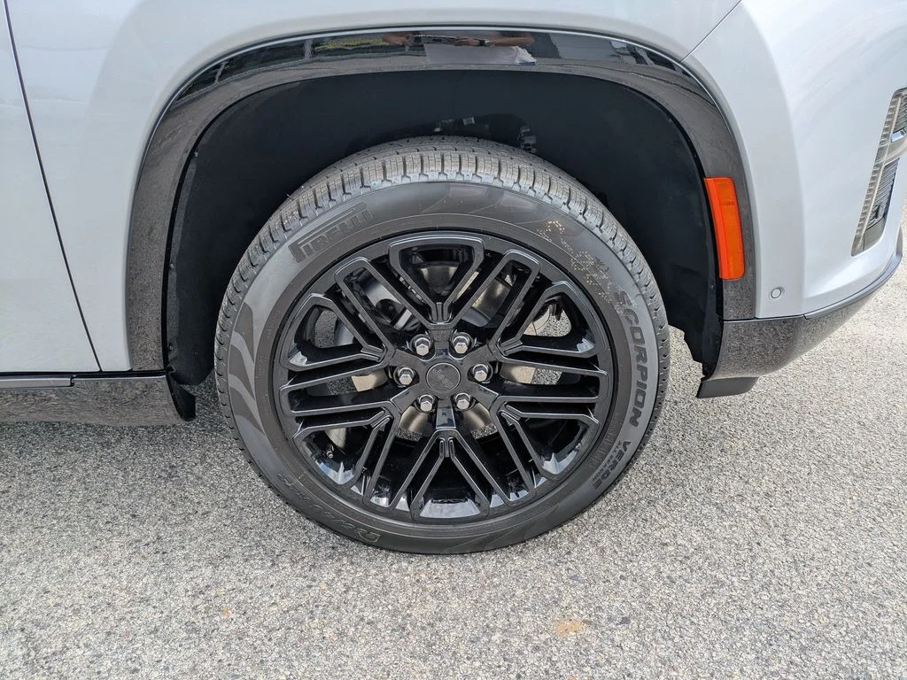 New 2026 Silver Jeep Limited Reserve image 14