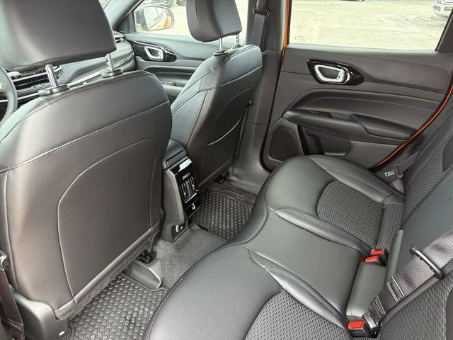 New 2026 Joose Exterior Paint Jeep Latitude image 16