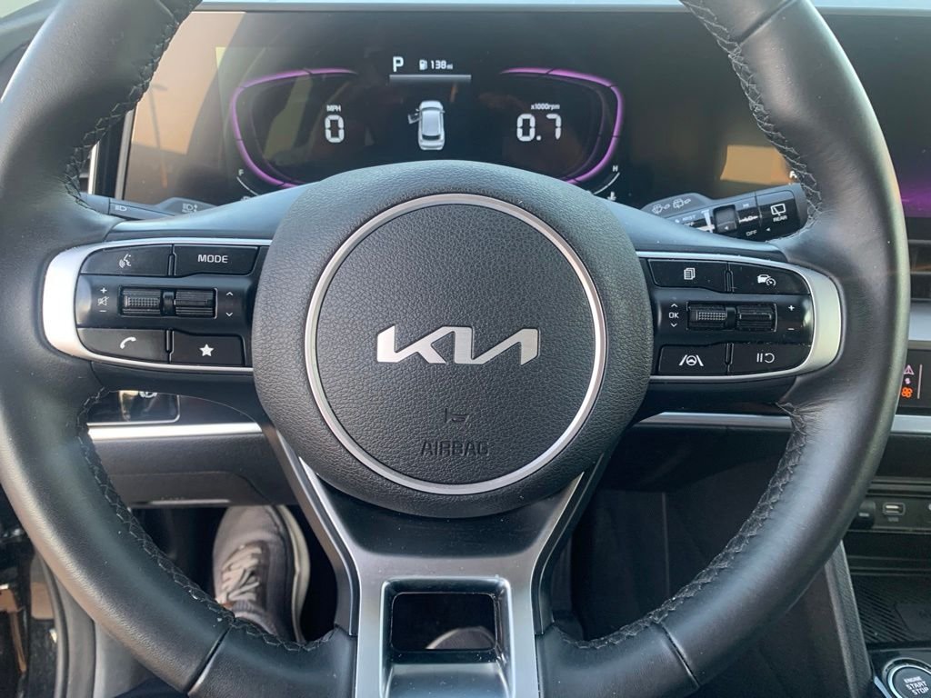Used 2024 Black Kia EX image 17