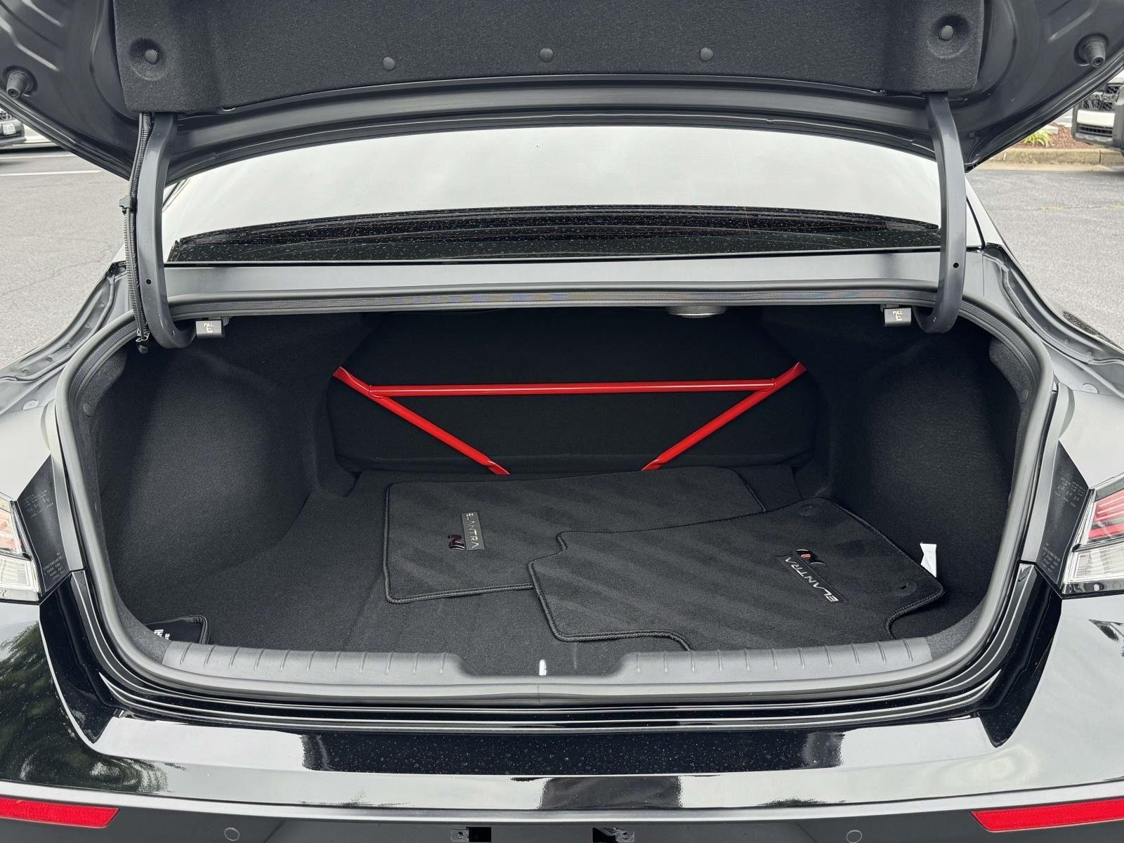 Used 2025 Abyss Black Hyundai  image 11