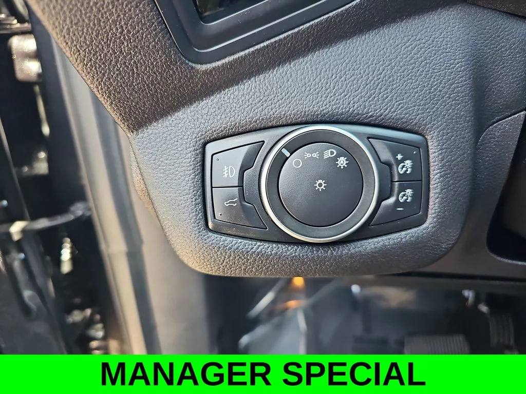 Used 2019 Gray Ford SEL image 25