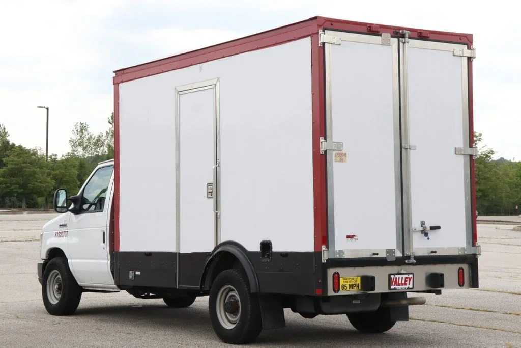 Used 2024 White Ford Base image 7